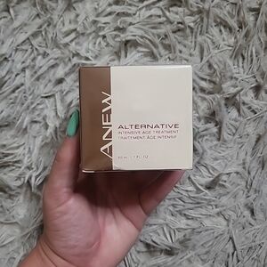 Vintage Avon Alternative Intensive Age Treatment 50 mL 1.7 fl oz New Sealed ✨️